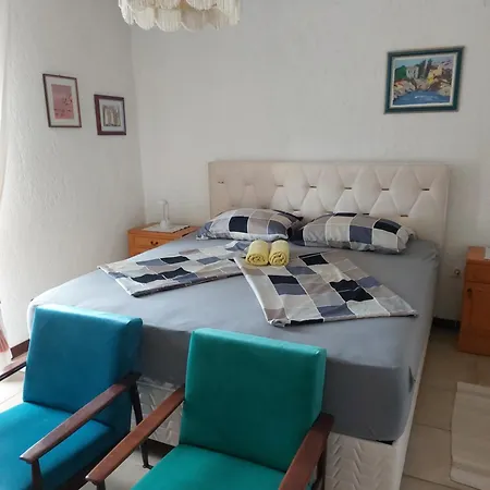 With A Spacious Garden And Pool Rab Town