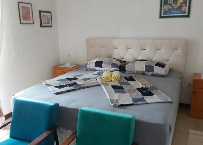 With A Spacious Garden And Pool Rab Town