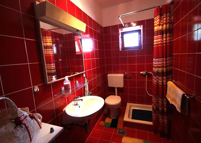 With A Spacious Garden And Pool *